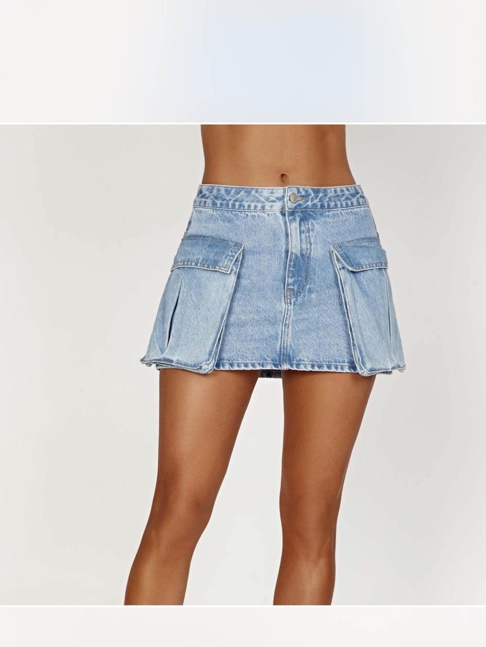 Meshki Lylah Denim Pocket Mini Skirt Medium New with tags Cargo
